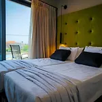 Old Cinema - Stylishly Decorated Retreat With Pool Or Jacuzzi By The Sea In The Heart Of βy Mana Gers *