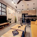 Old Cinema - Stylishly Decorated Retreat With Pool Or Jacuzzi By The Sea In The Heart Of βy Mana Gers 公寓 拉加纳斯