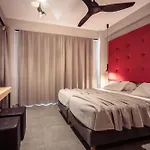 Old Cinema - Stylishly Decorated Retreat With Pool Or Jacuzzi By The Sea In The Heart Of βy Mana Gers *