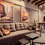 公寓 Old Cinema - Stylishly Decorated Retreat With Pool Or Jacuzzi By The Sea In The Heart Of βy Mana Gers *