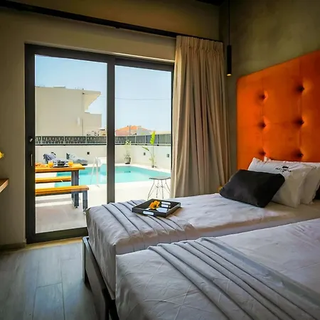 Old Cinema - Stylishly Decorated Retreat With Pool Or Jacuzzi By The Sea In The Heart Of βy Mana Gers * Laganas