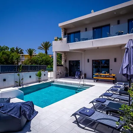 Old Cinema - Stylishly Decorated Retreat With Pool Or Jacuzzi By The Sea In The Heart Of βy Mana Gers *