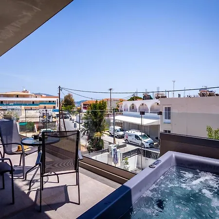 Apartament Old Cinema - Stylishly Decorated Retreat With Pool Or Jacuzzi By The Sea In The Heart Of βy Mana Gers *