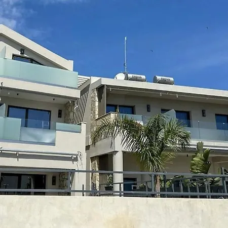 Old Cinema - Stylishly Decorated Retreat With Pool Or Jacuzzi By The Sea In The Heart Of βy Mana Gers *
