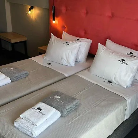 Old Cinema - Stylishly Decorated Retreat With Pool Or Jacuzzi By The Sea In The Heart Of βy Mana Gers Appartement Laganas