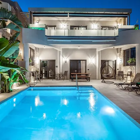 公寓 Old Cinema - Stylishly Decorated Retreat With Pool Or Jacuzzi By The Sea In The Heart Of βy Mana Gers 拉加纳斯