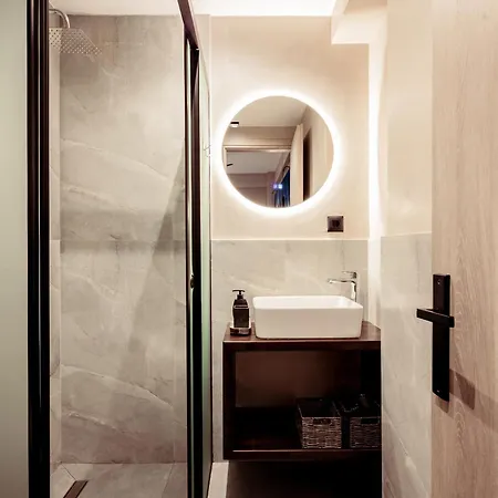 Old Cinema - Stylishly Decorated Retreat With Pool Or Jacuzzi By The Sea In The Heart Of βy Mana Gers 公寓 拉加纳斯