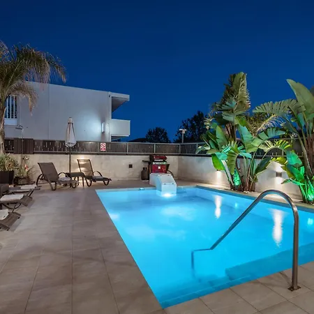 Apartament Old Cinema - Stylishly Decorated Retreat With Pool Or Jacuzzi By The Sea In The Heart Of βy Mana Gers *