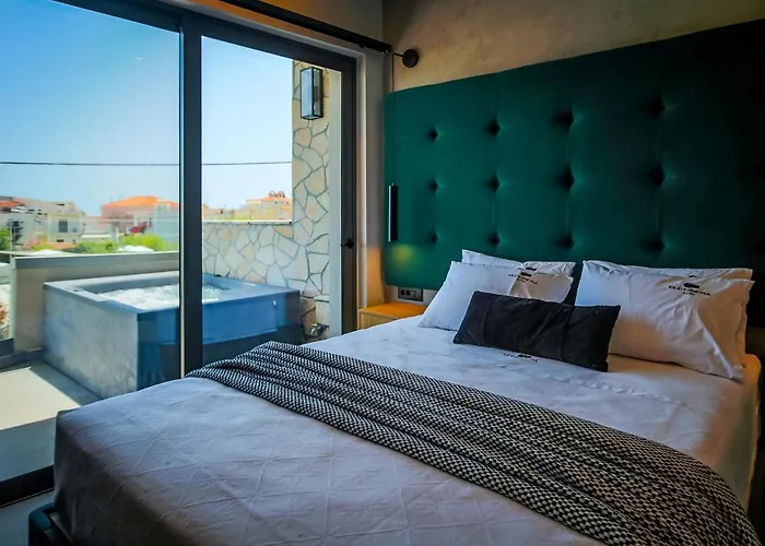 Apartamento Old Cinema - Stylishly Decorated Retreat With Pool Or Jacuzzi By The Sea In The Heart Of βy Mana Gers *