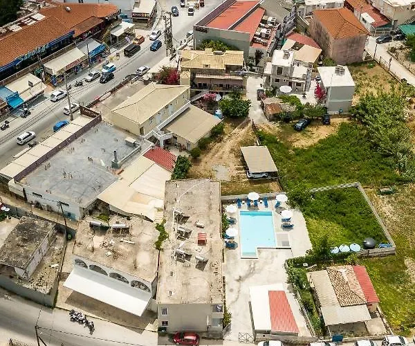 Apartamento Old Cinema - Stylishly Decorated Retreat With Pool Or Jacuzzi By The Sea In The Heart Of βy Mana Gers Laganas