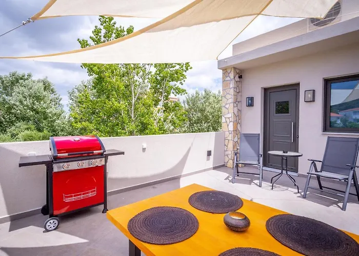 Old Cinema - Stylishly Decorated Retreat With Pool Or Jacuzzi By The Sea In The Heart Of βy Mana Gers