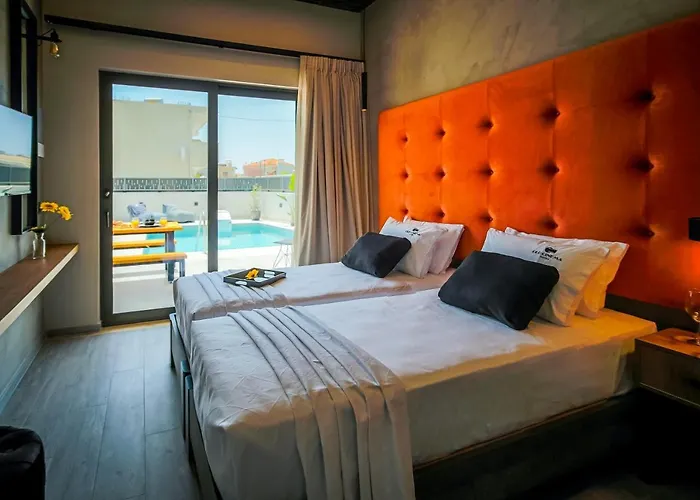 Old Cinema - Stylishly Decorated Retreat With Pool Or Jacuzzi By The Sea In The Heart Of βy Mana Gers * Laganas
