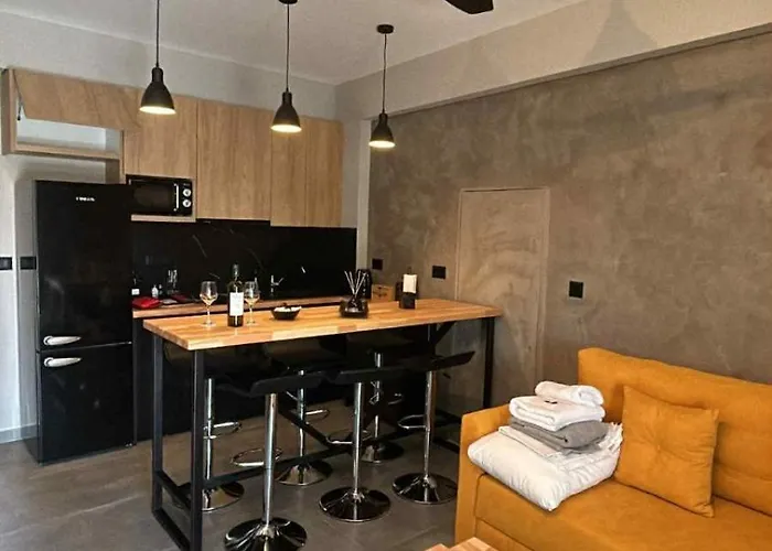 Old Cinema - Stylishly Decorated Retreat With Pool Or Jacuzzi By The Sea In The Heart Of βy Mana Gers