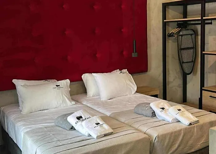 Apartamento Old Cinema - Stylishly Decorated Retreat With Pool Or Jacuzzi By The Sea In The Heart Of βy Mana Gers *